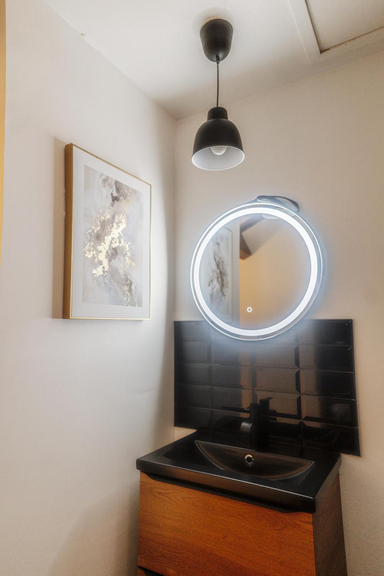 Appart Hotel Le 8 La Suite - Parking Gratuit - Mâcon Eksteriør billede